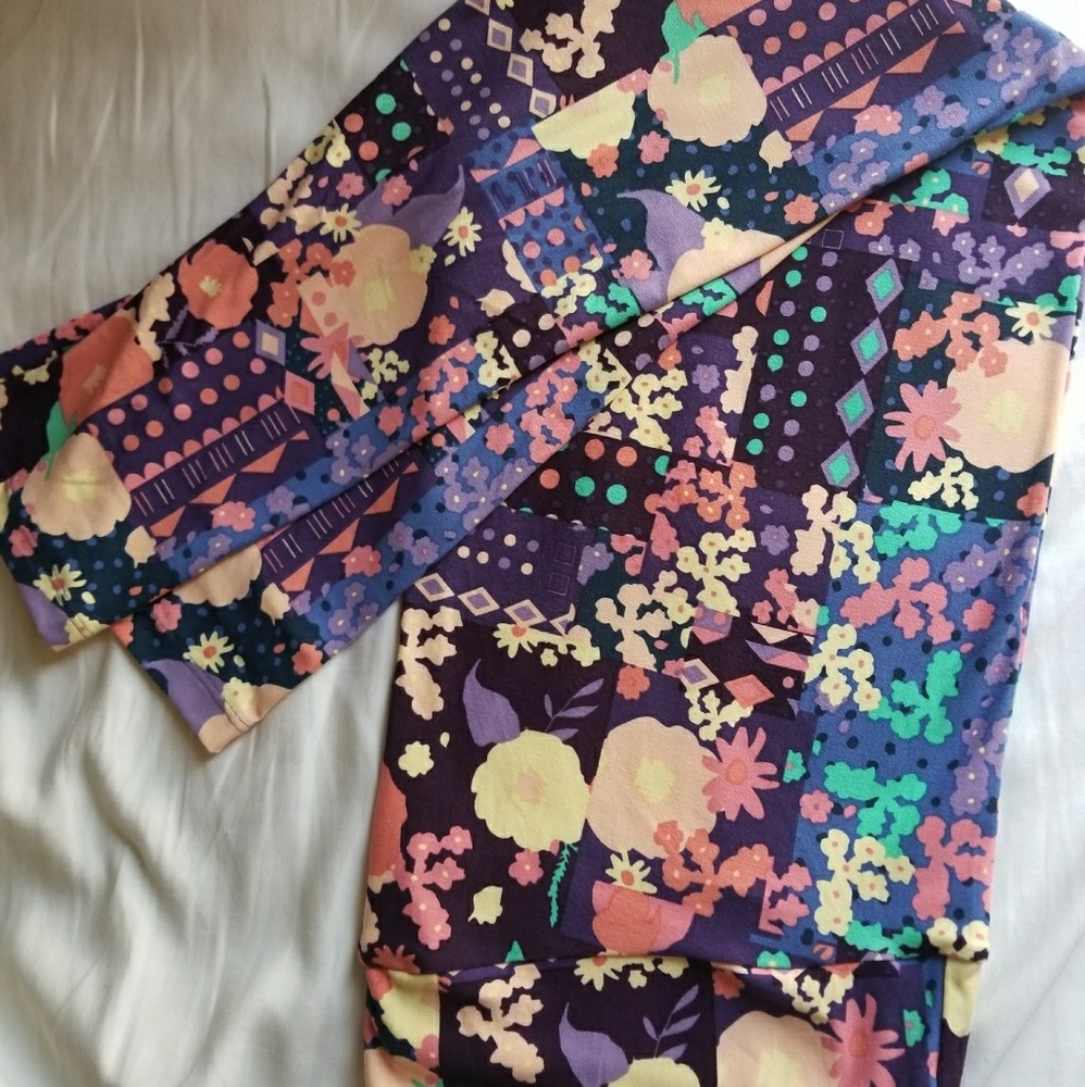 TC2 Lularoe leggings